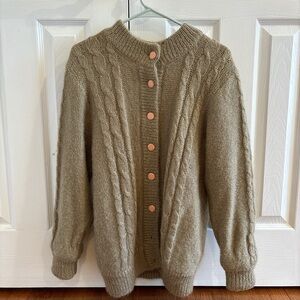 Cozy Cable Knit Sweater - Tan/Green